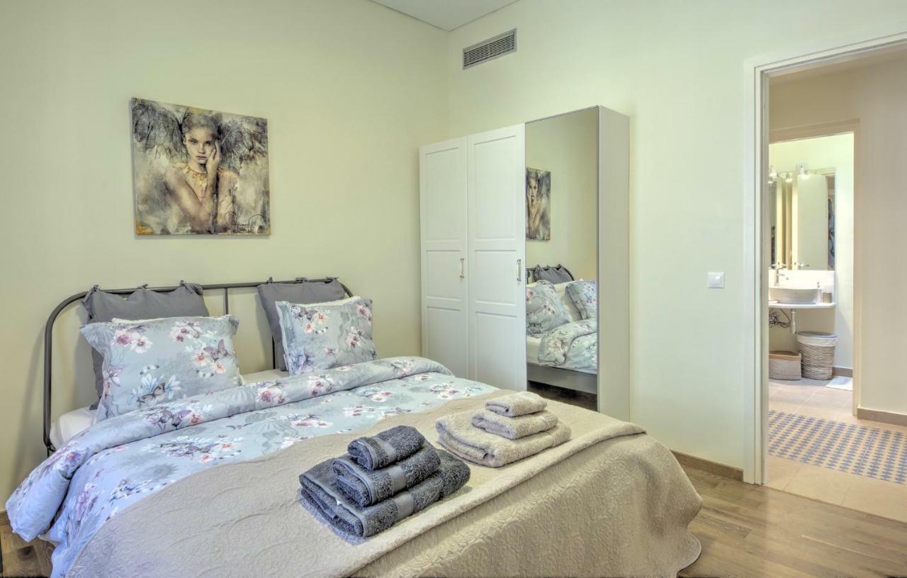 Stylish And Cozy House In Athens, Plaka Apartment Bagian luar foto